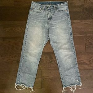 Vintage Levi’s - Urban Outfitters (Size 31)